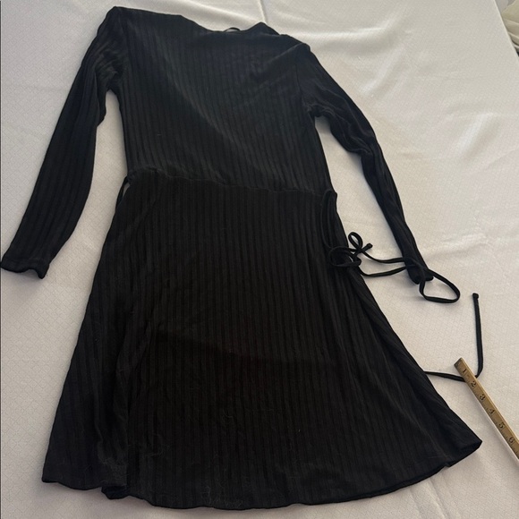 Joe Fresh Elegant Black Wrap Dress. Size S. Like New! - Picture 10 of 10